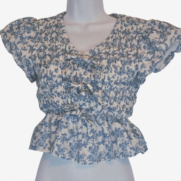 Entro Stretch Ruffle Sleeve Top - Picture 1 of 5